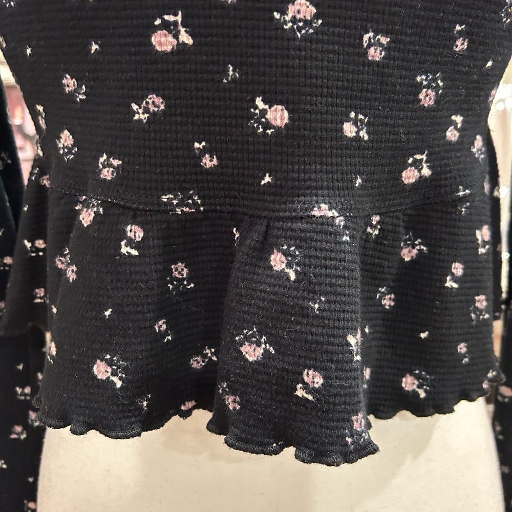 Elegant navy blue Floral Women's Blouse - Picture 5 of 7